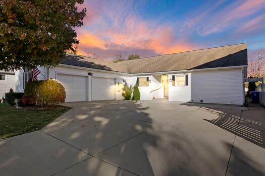 Kenosha, Wisconsin 53140, United States, 4 Bedrooms Bedrooms, ,3 BathroomsBathrooms,Residential,Active,36821