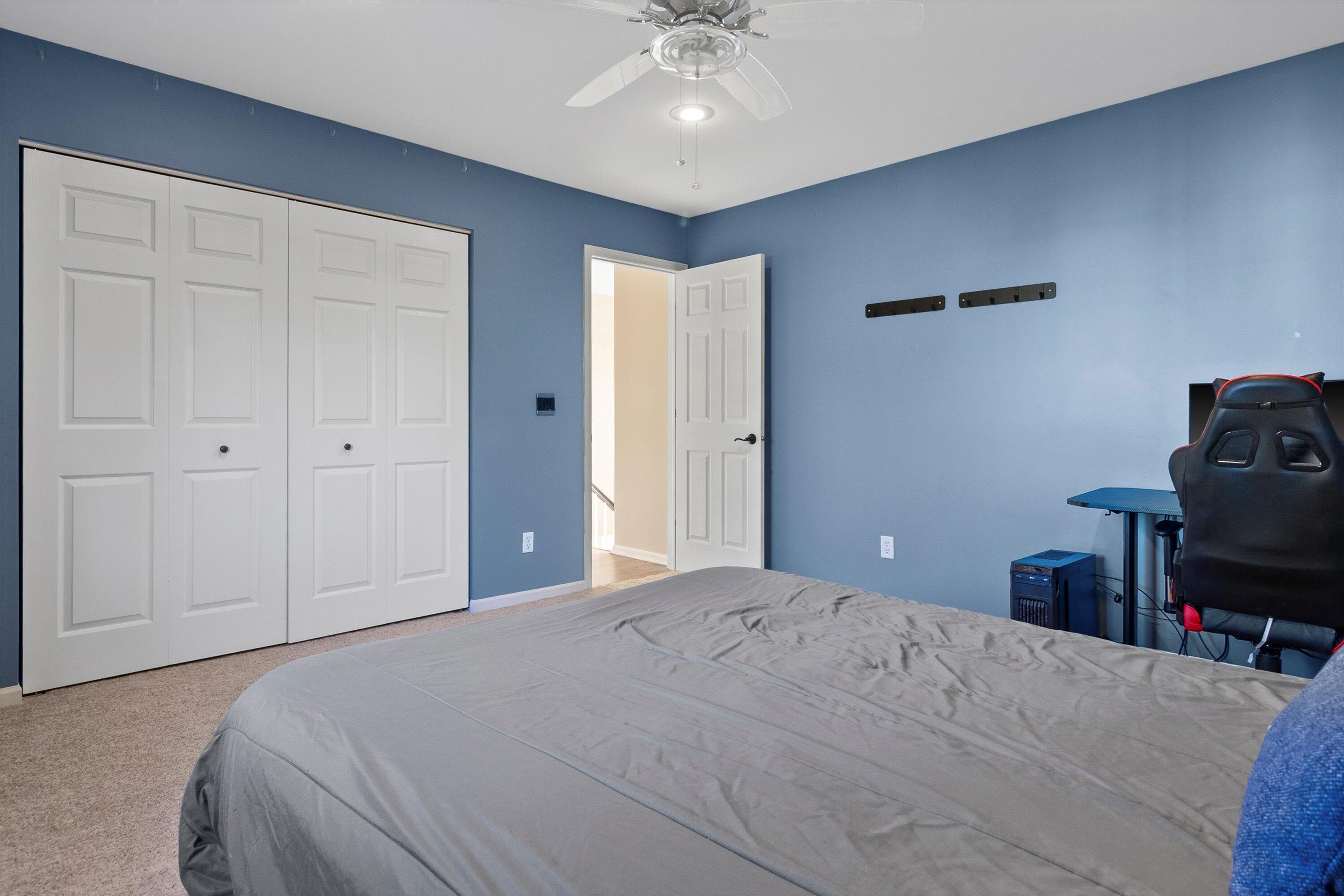 Kenosha, Wisconsin 53142, United States, 4 Bedrooms Bedrooms, ,3 BathroomsBathrooms,Residential,Active,40904