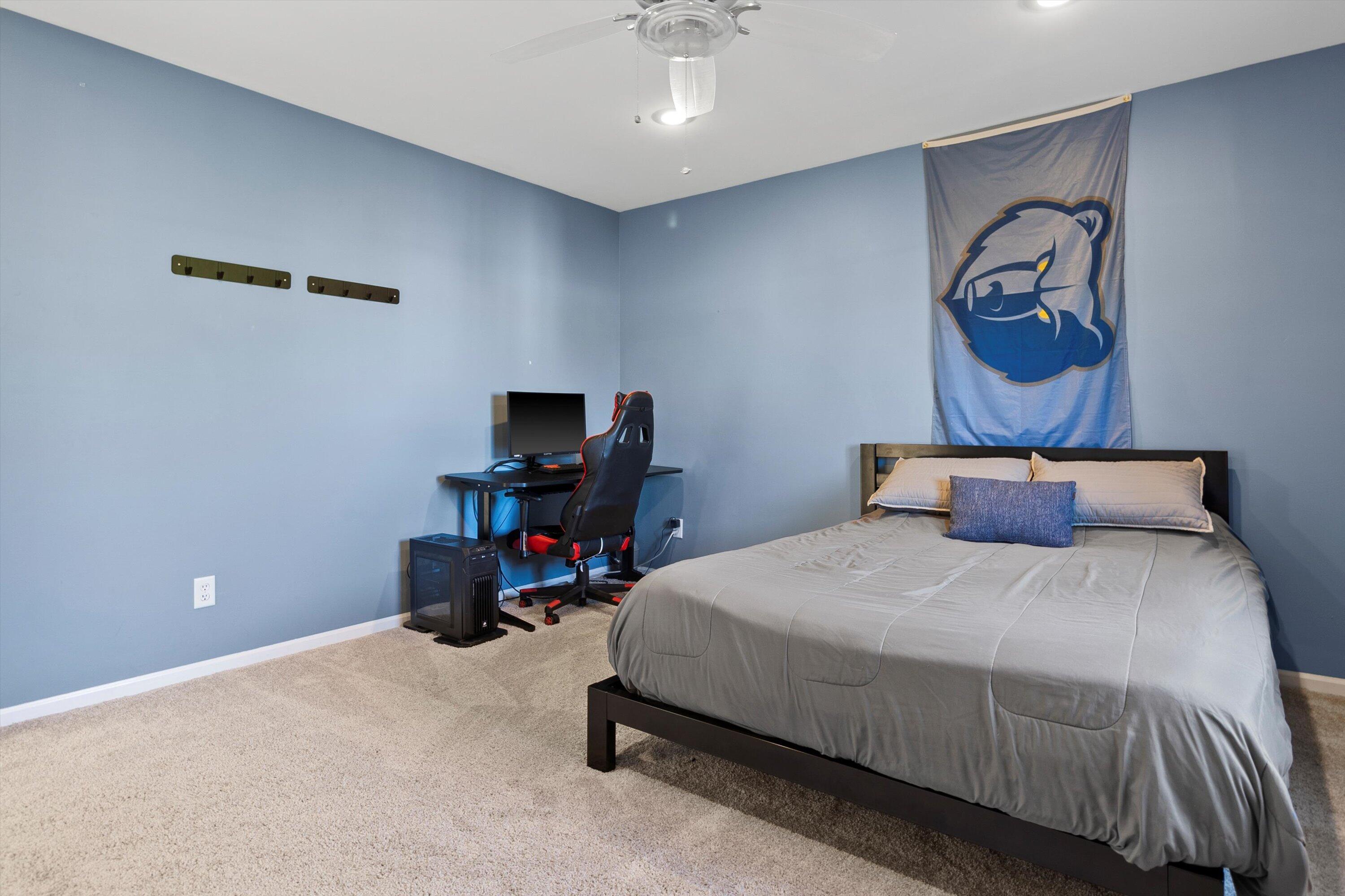 Kenosha, Wisconsin 53142, United States, 4 Bedrooms Bedrooms, ,3 BathroomsBathrooms,Residential,Active,40904