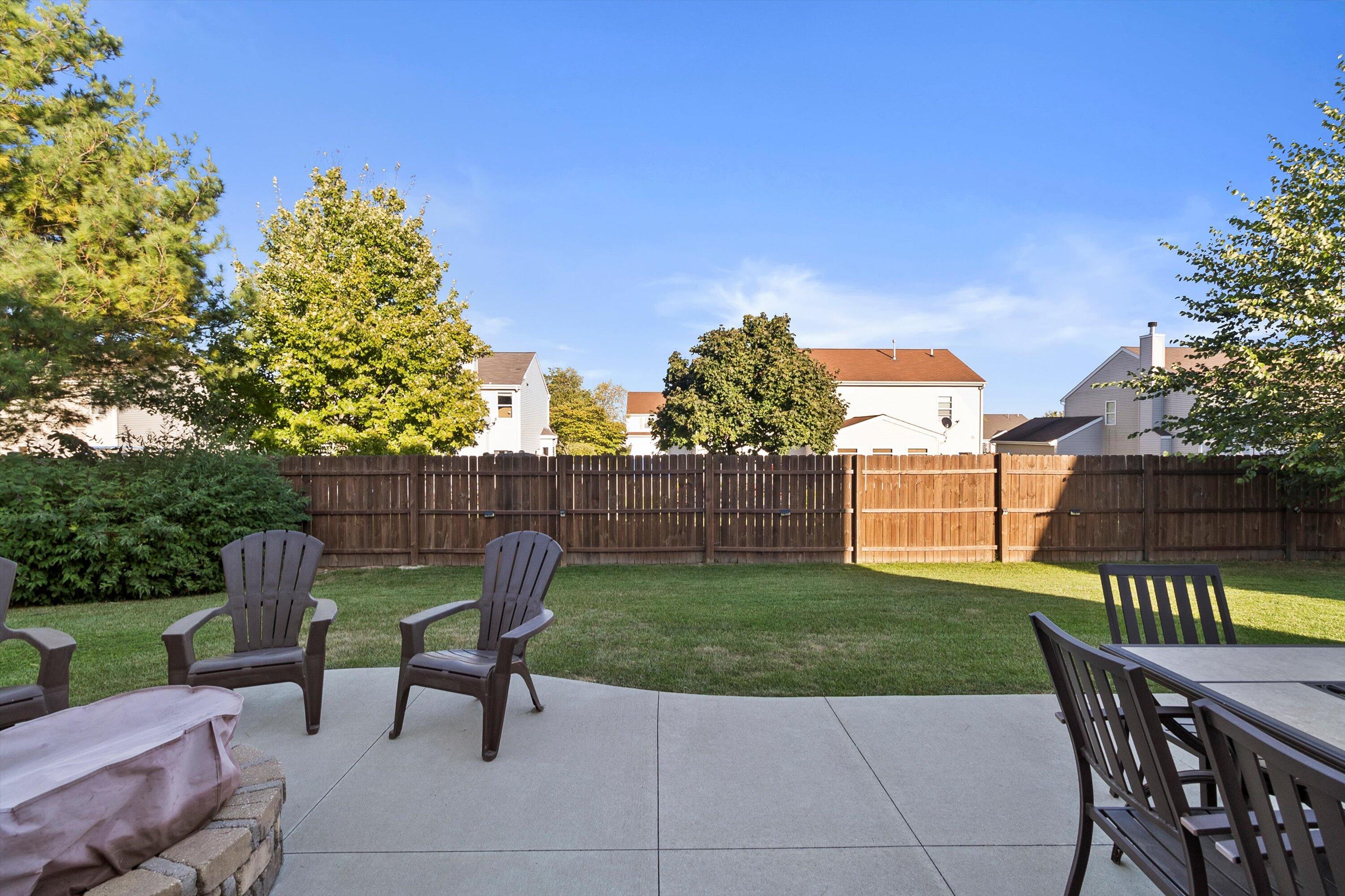 Kenosha, Wisconsin 53142, United States, 4 Bedrooms Bedrooms, ,3 BathroomsBathrooms,Residential,Active,40904