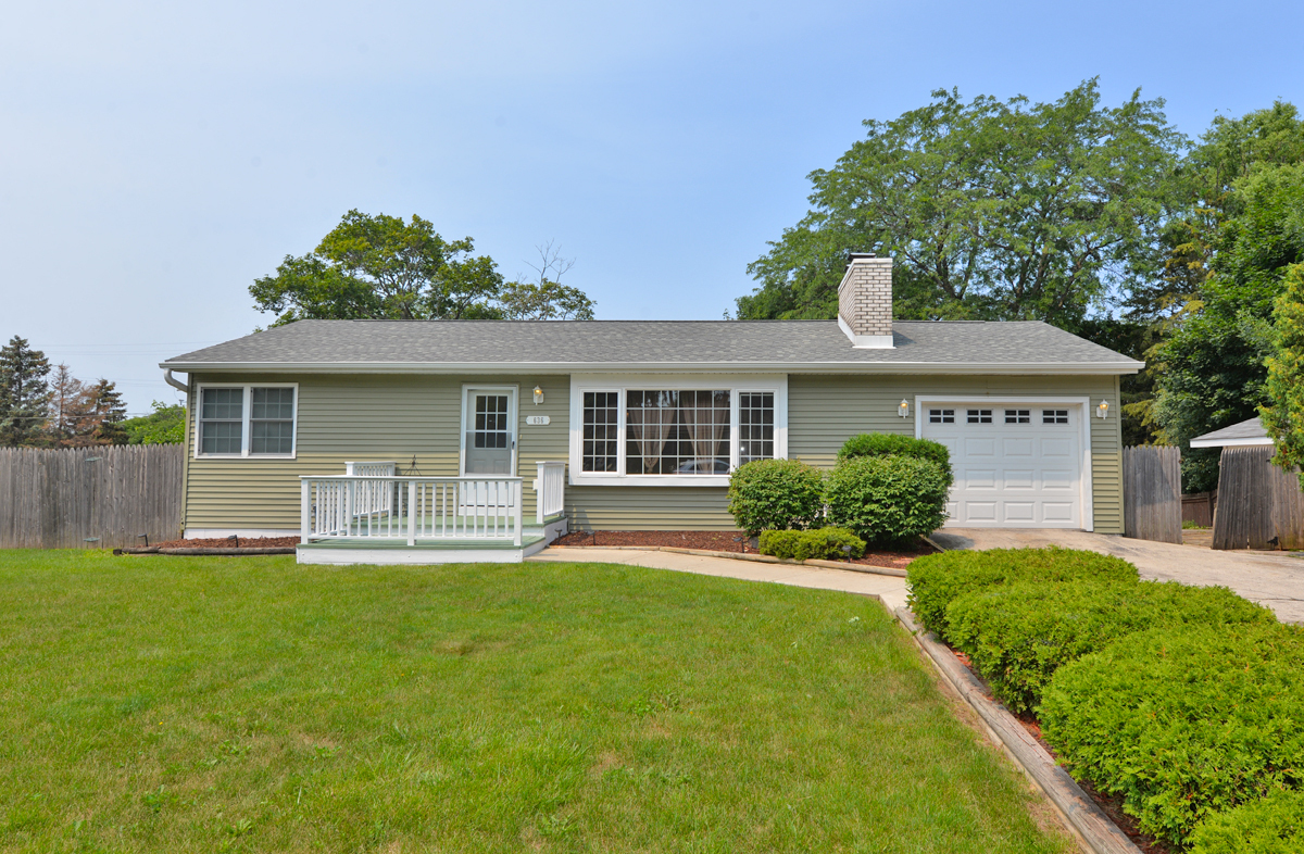 Photo 1 of 29 — 636 Roosevelt Ave, Mount Pleasant, WI 53406