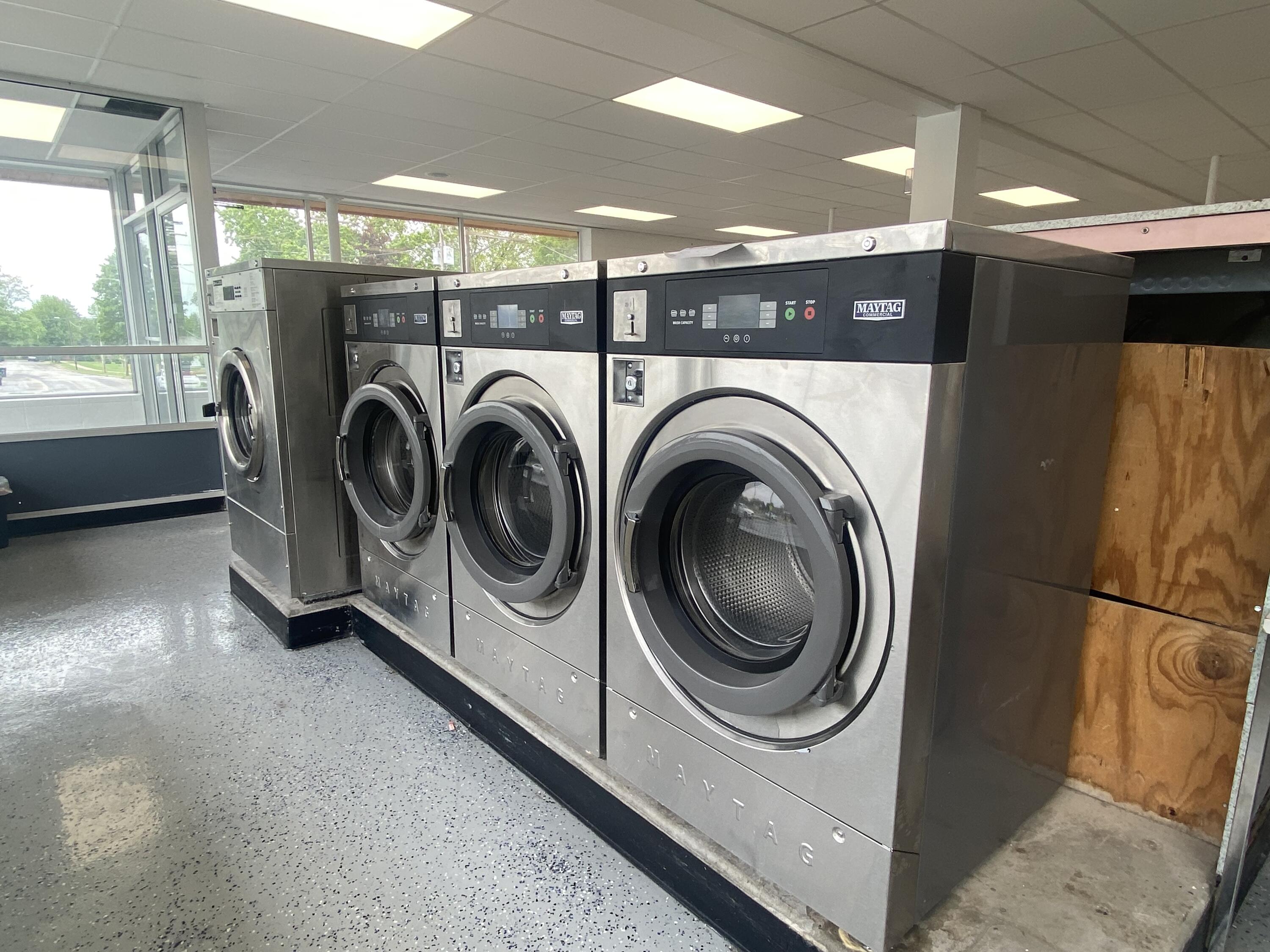 West Bend, Wisconsin 53090, United States, ,Commercial,Active,57447