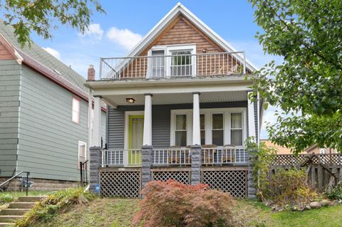 Photo of 3015 N Booth St, Milwaukee, WI 53212 (MLS # 1813584)
