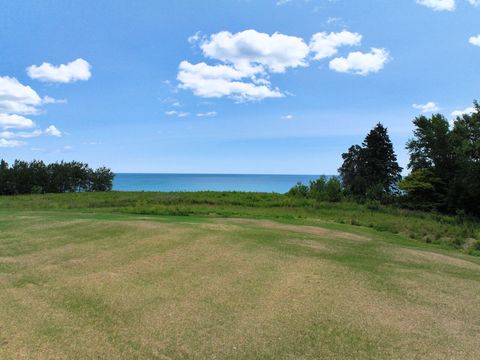 Photo of 1216 Shieling Ln, Port Washington, WI 53074 (MLS # 1863079)