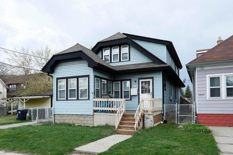 Photo of 3919 N 7th St, Milwaukee, WI 53212 (MLS # 1876065)