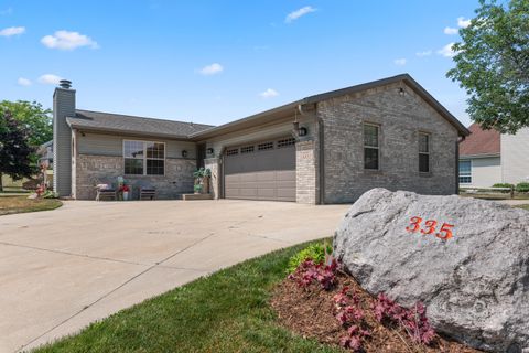 Photo of 335 E Prospect St, Hartford, WI 53027 (MLS # 1839969)