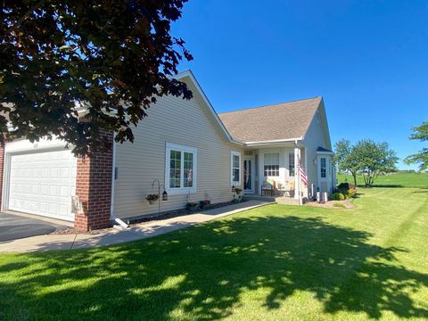 Photo of 1063 Niagara Ln, Port Washington, WI 53074 (MLS # 1881829)