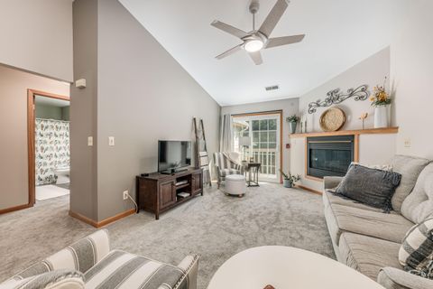 18375 Brookfield Lake Dr, Brookfield, WI 53045 - #: 1895621