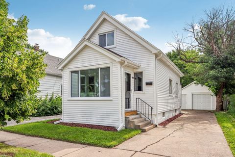 4604 N 51st Blvd, Milwaukee, WI 53218 - #: 1883001