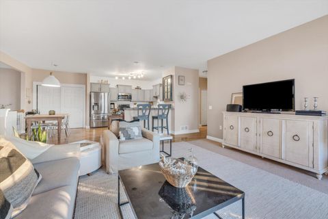 Photo of 8663 S Roxbury Way, Oak Creek, WI 53154 (MLS # 1898966)