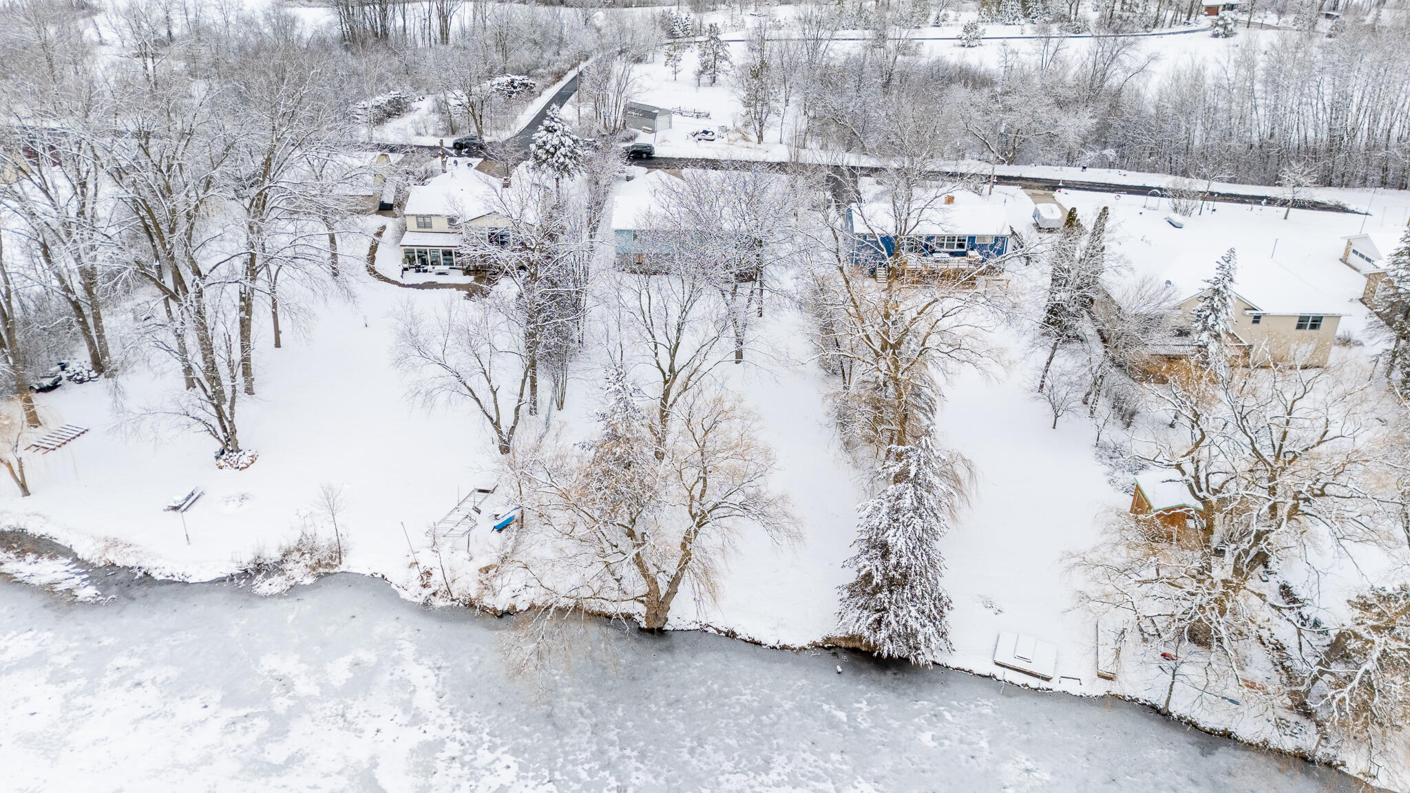 Barton, Wisconsin 53090, United States, 3 Bedrooms Bedrooms, ,2 BathroomsBathrooms,Residential,Active,64600