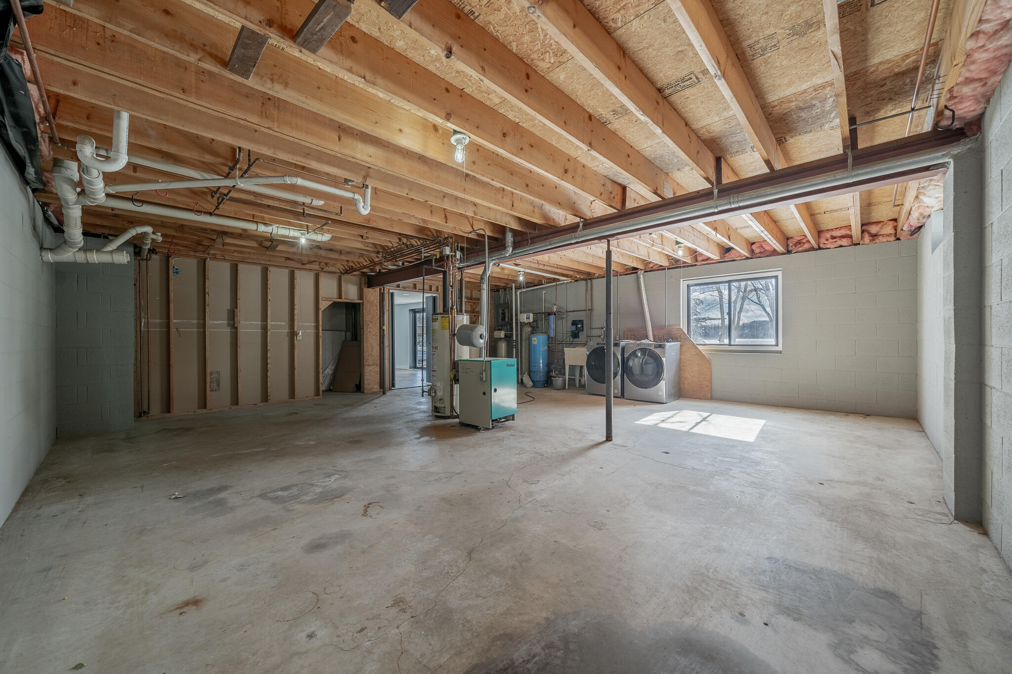 Barton, Wisconsin 53090, United States, 3 Bedrooms Bedrooms, ,2 BathroomsBathrooms,Residential,Active,64600