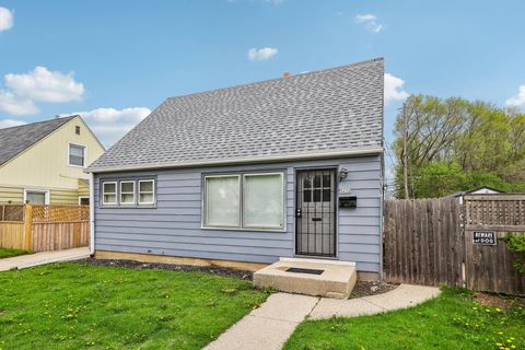 5630 W Carmen Ave, Milwaukee, WI 53218 - #: 1873854