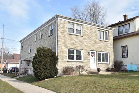Photo of 1334 Manitoba Ave, South Milwaukee, WI 53172 (MLS # 1864056)