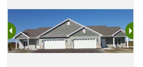 N70W15743 Mayflower Ct Unit 14 Bldg 7, Menomonee Falls, WI 53051 - #: 1829078