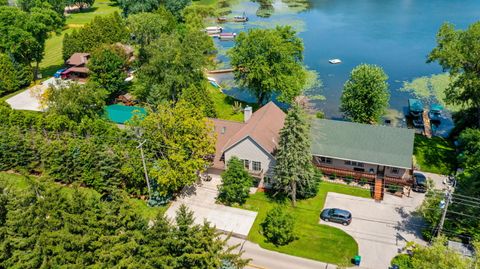 2530 Wallace Lake Rd, West Bend, WI 53090 - #: 1883582