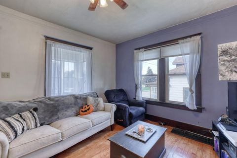 Photo of 416 Mill St, Horicon, WI 53032 (MLS # 1855710)