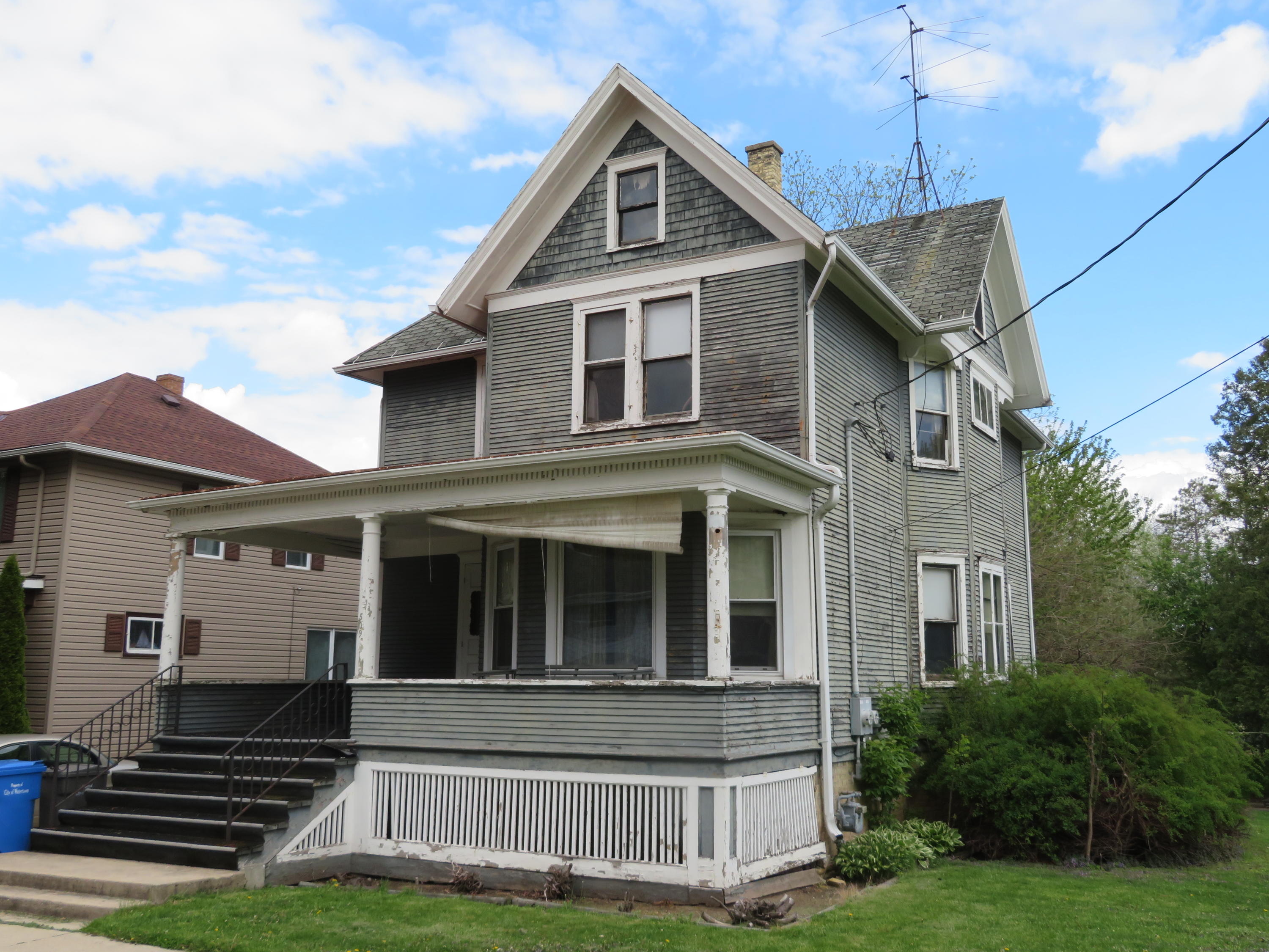 Photo 1 of 30 — 509 N 8th St, Watertown, WI 53094