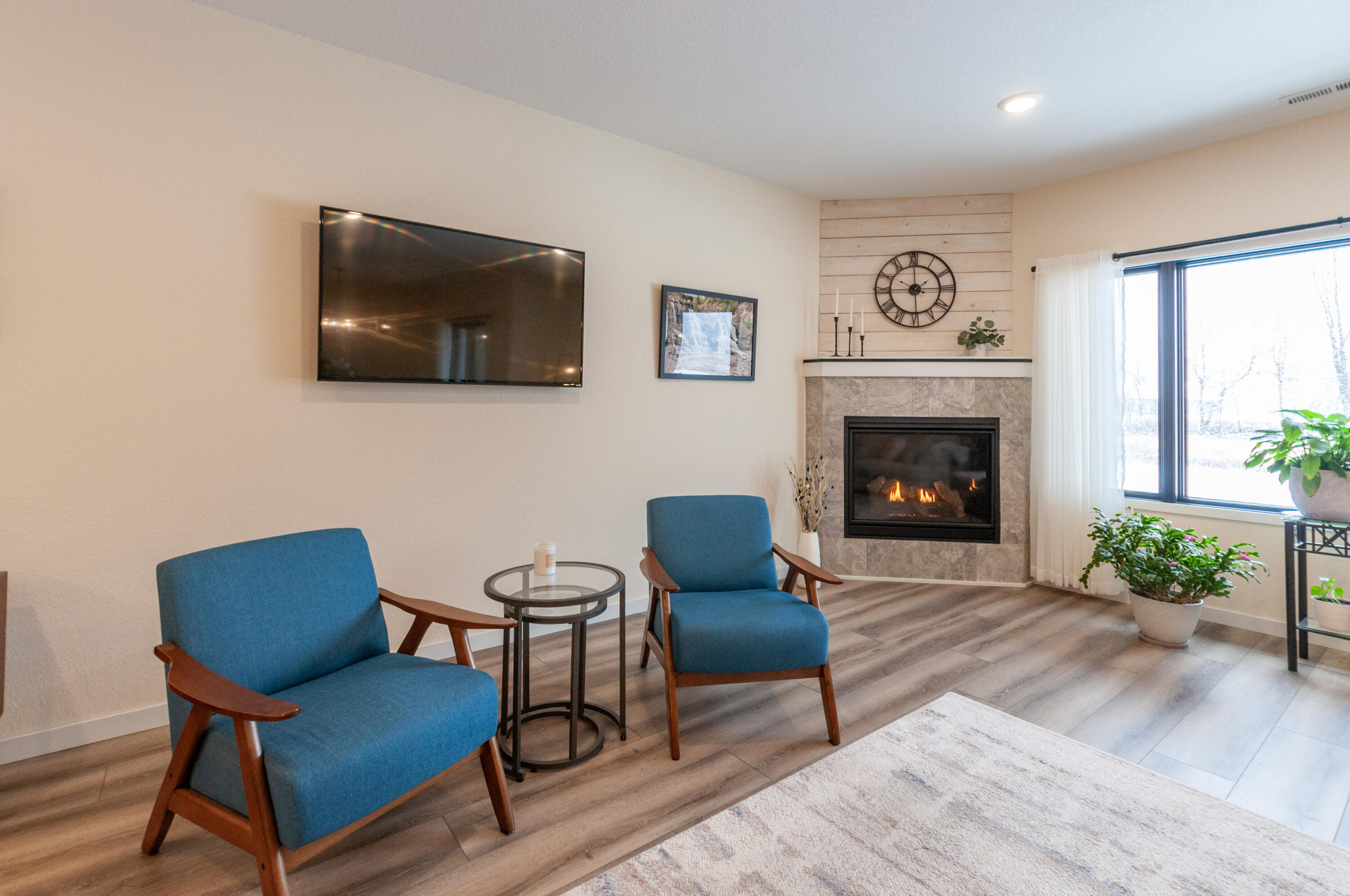 La Crescent, Minnesota 55947, United States, 3 Bedrooms Bedrooms, ,2 BathroomsBathrooms,Residential,Pending,61243