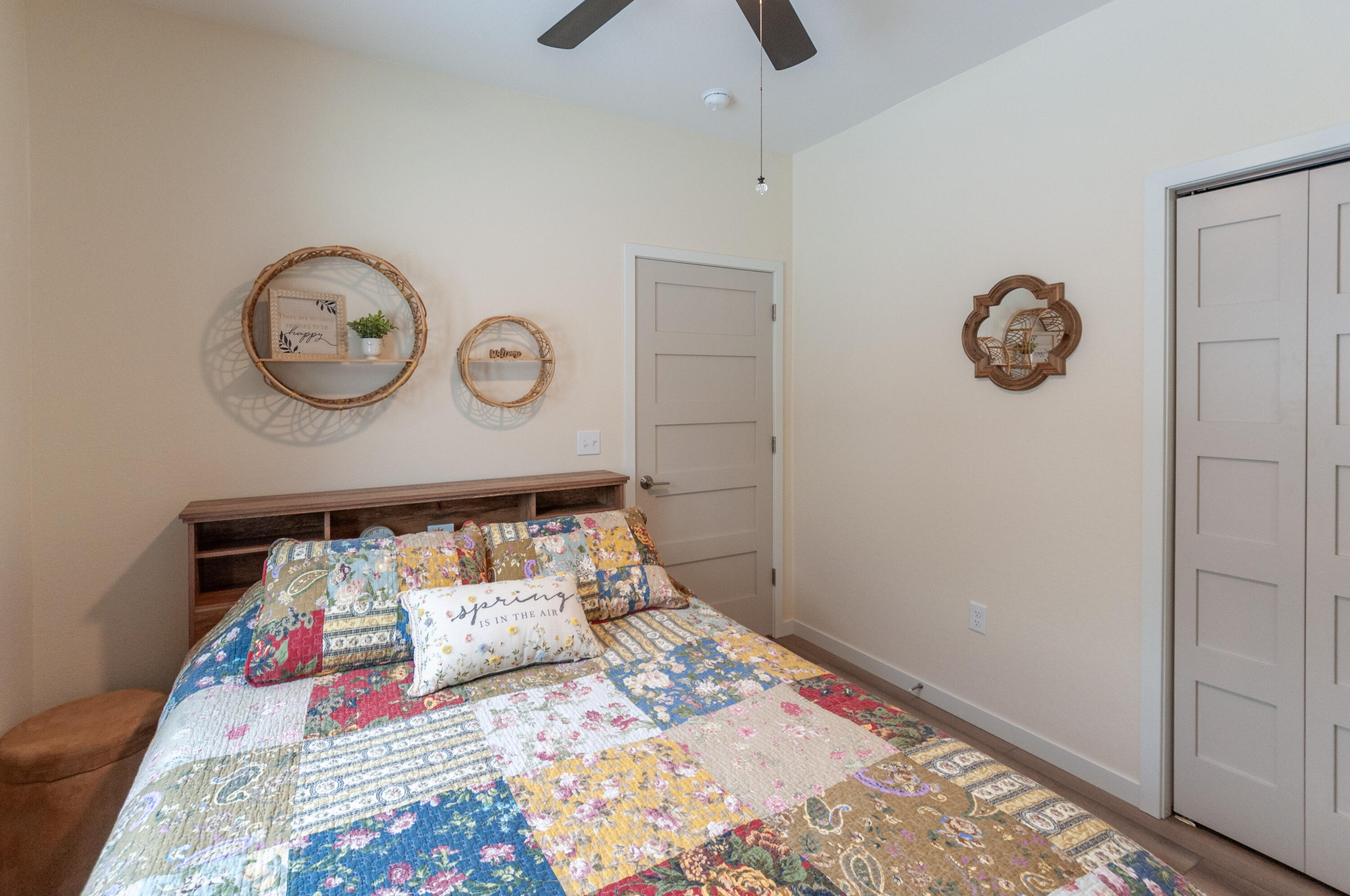 La Crescent, Minnesota 55947, United States, 3 Bedrooms Bedrooms, ,2 BathroomsBathrooms,Residential,Pending,61243