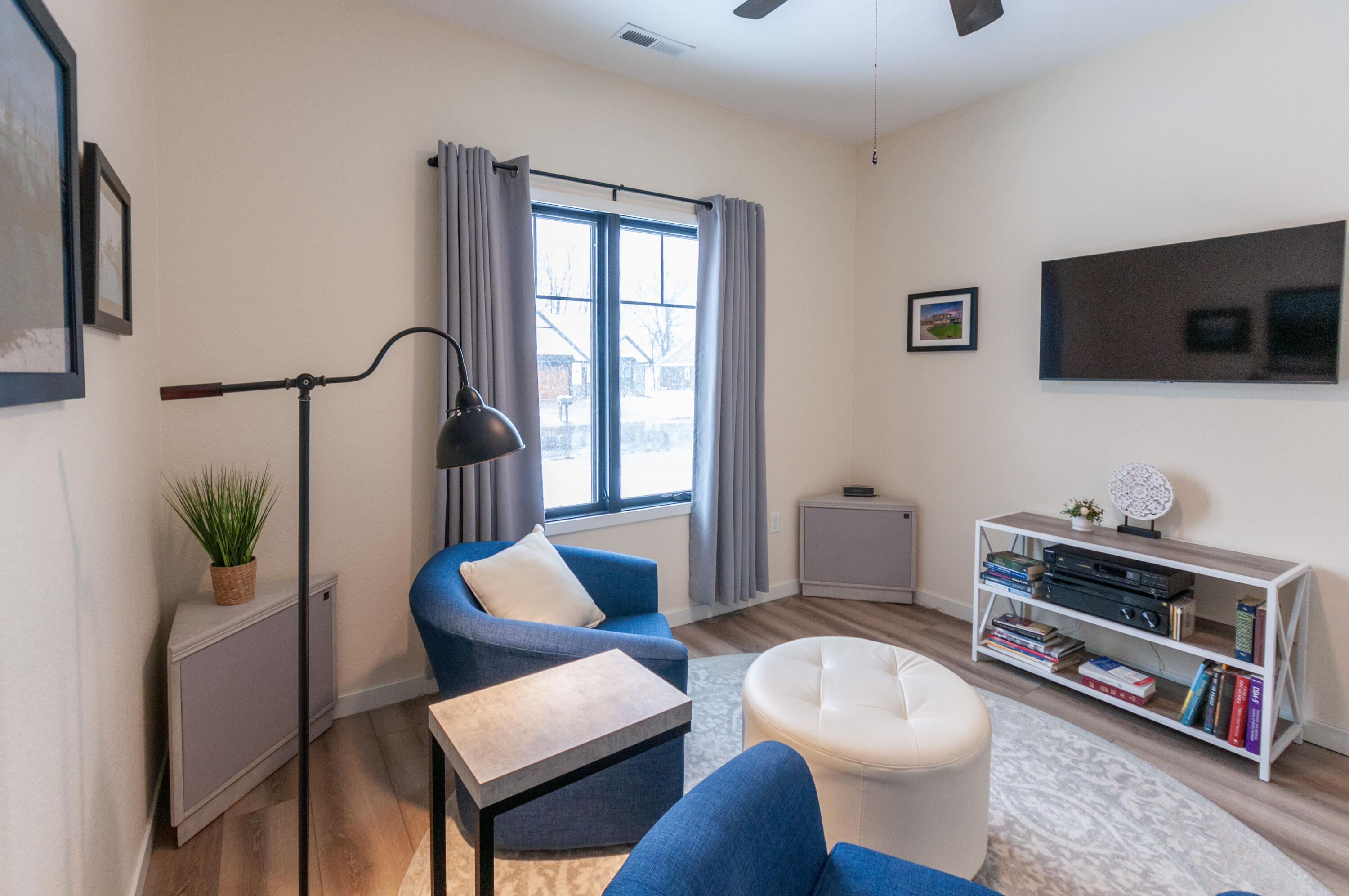 La Crescent, Minnesota 55947, United States, 3 Bedrooms Bedrooms, ,2 BathroomsBathrooms,Residential,Pending,61243