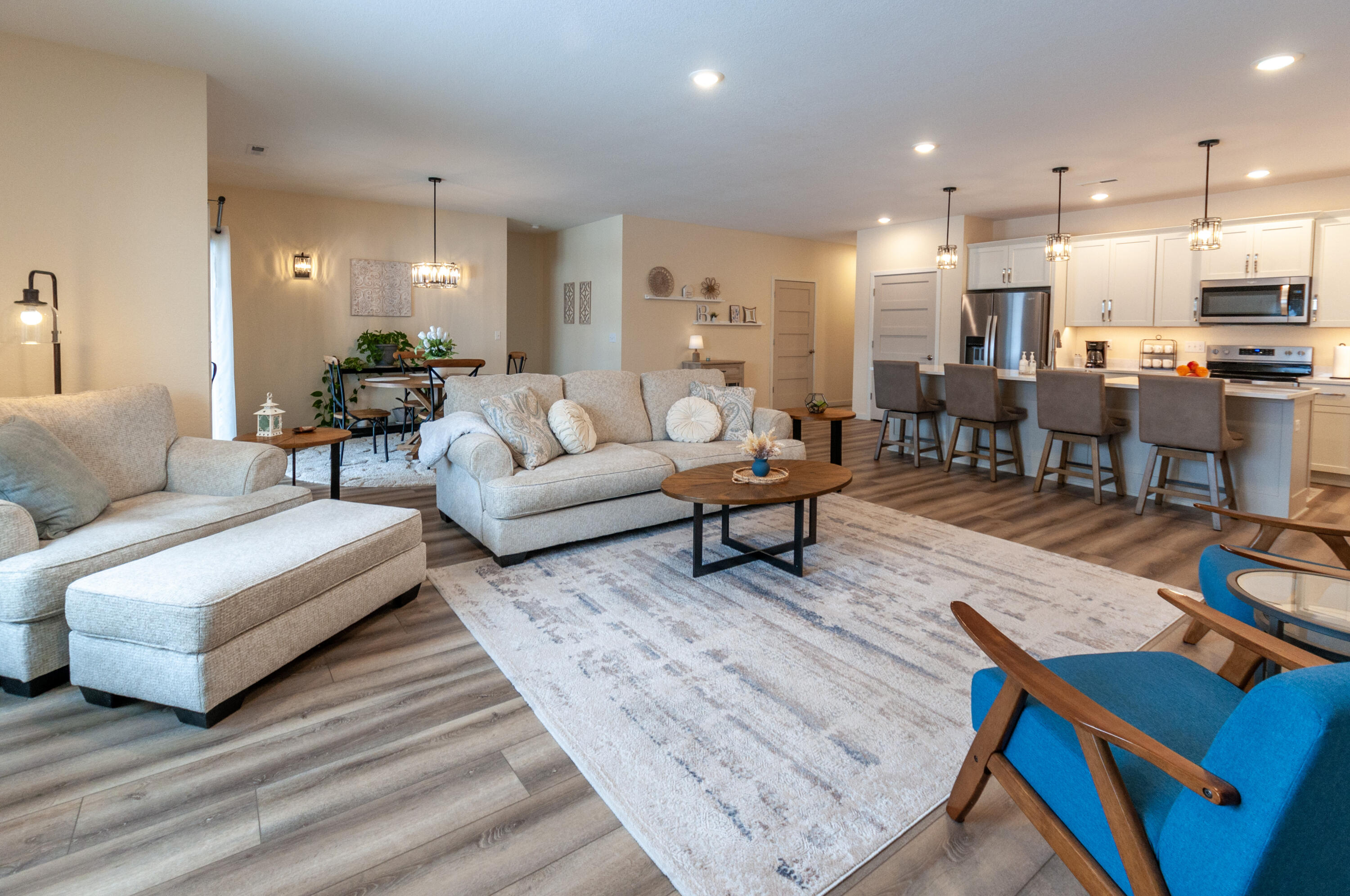 La Crescent, Minnesota 55947, United States, 3 Bedrooms Bedrooms, ,2 BathroomsBathrooms,Residential,Pending,61243