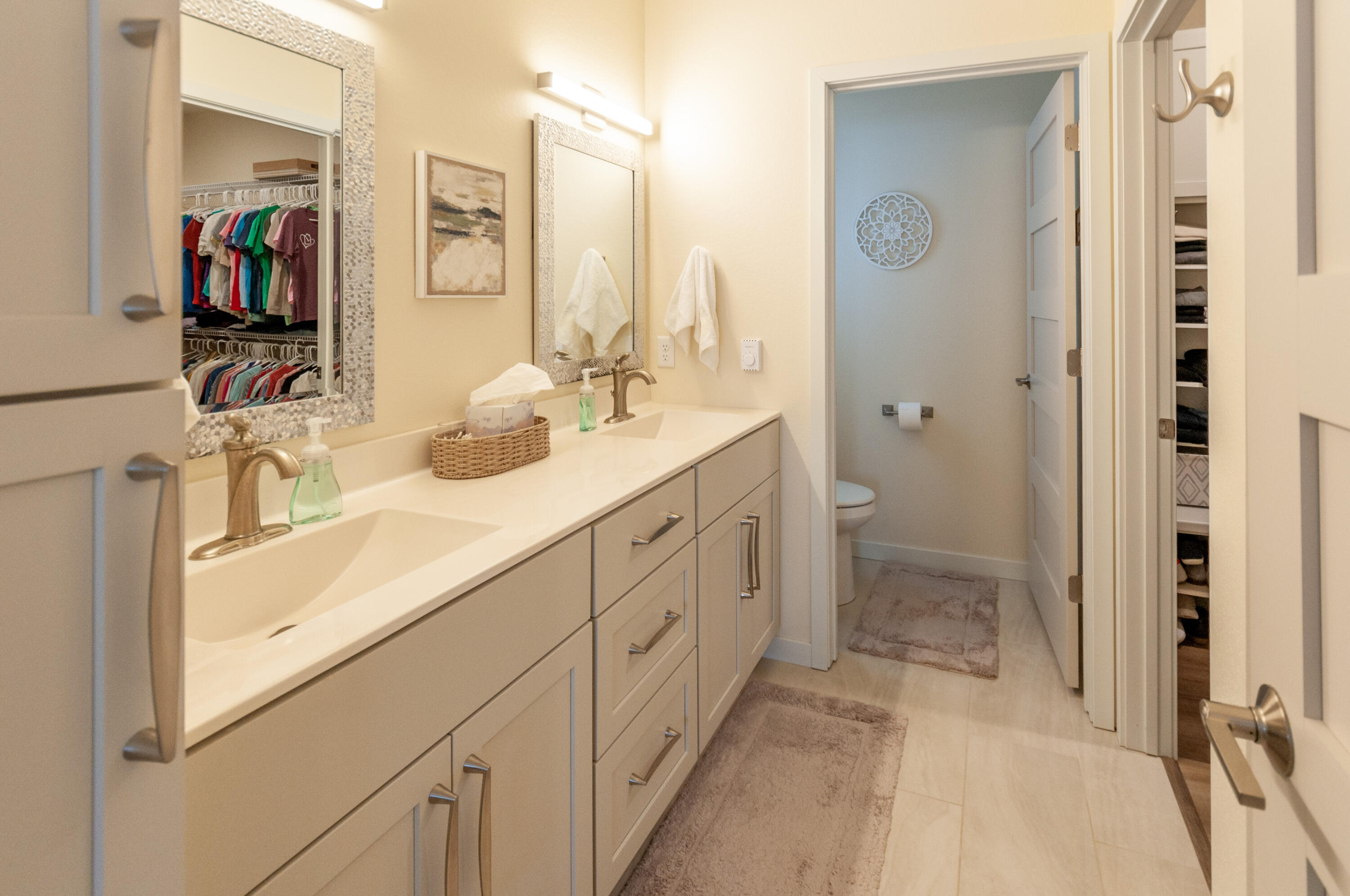 La Crescent, Minnesota 55947, United States, 3 Bedrooms Bedrooms, ,2 BathroomsBathrooms,Residential,Pending,61243