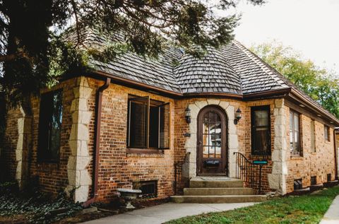 Photo of 1727 S 30th St, Milwaukee, WI 53215 (MLS # 1814030)