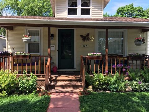 Photo of 177 N 62nd St, Milwaukee, WI 53213 (MLS # 1837423)