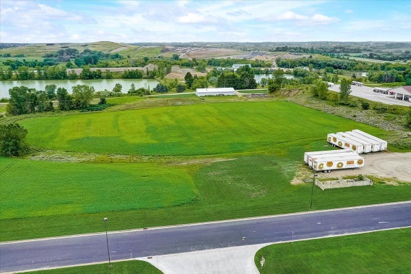 LT0 REMMEL DR, JOHNSON CREEK, WI 53038 - Image b0613bcac50cdb1c8fa9dbdc367b6a07/3545761615