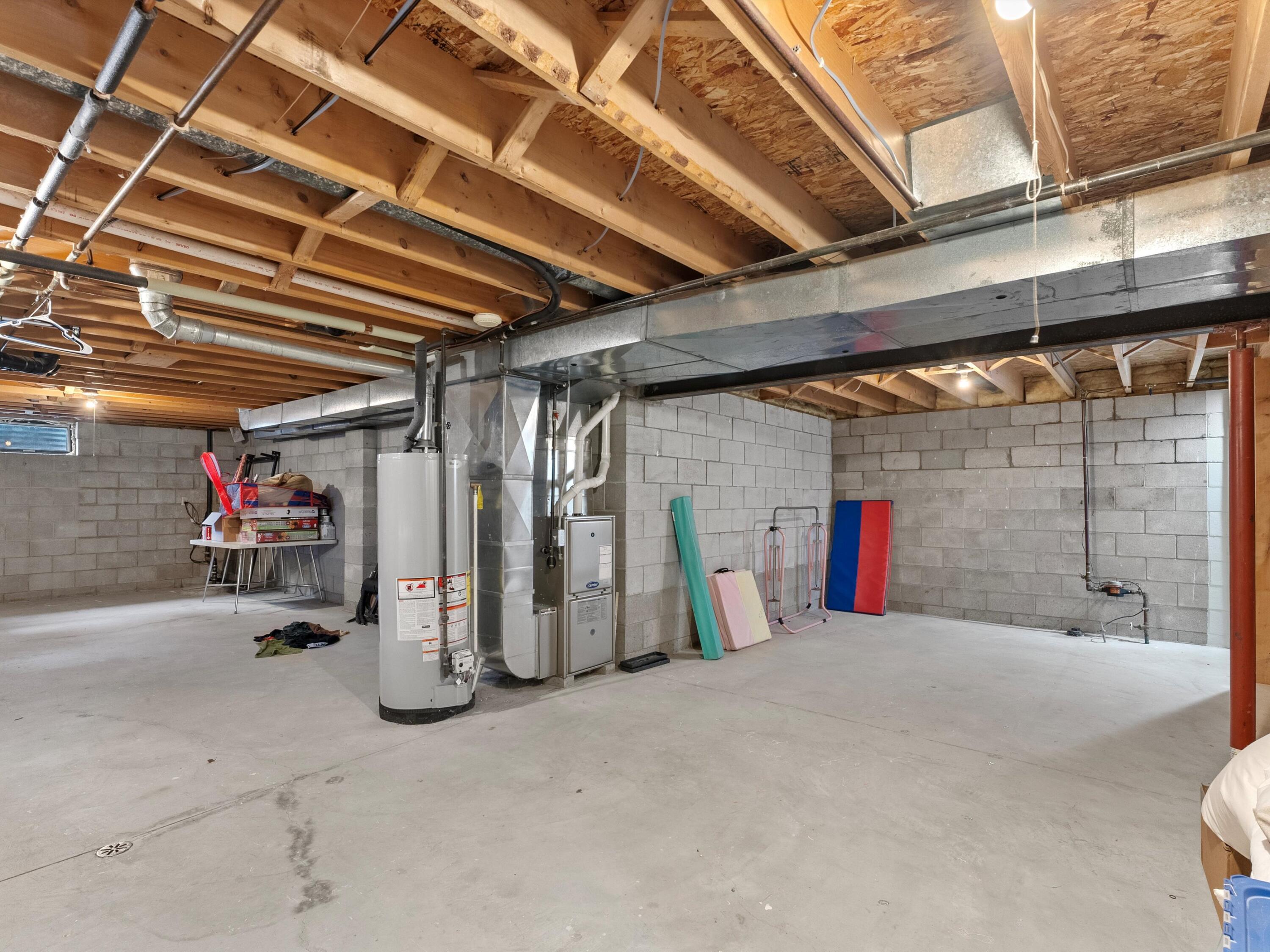 Manitowoc, Wisconsin 54220, United States, 3 Bedrooms Bedrooms, ,2 BathroomsBathrooms,Residential,Active,39894