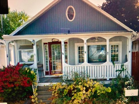 Photo of 6017 W Stevenson St, Milwaukee, WI 53213 (MLS # 1864946)