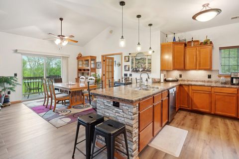 Photo of 1746 New Port Vista Dr, Port Washington, WI 53074 (MLS # 1875943)