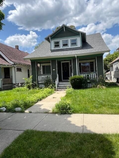 3729 N 26th St, Milwaukee, WI 53206 - #: 1884605