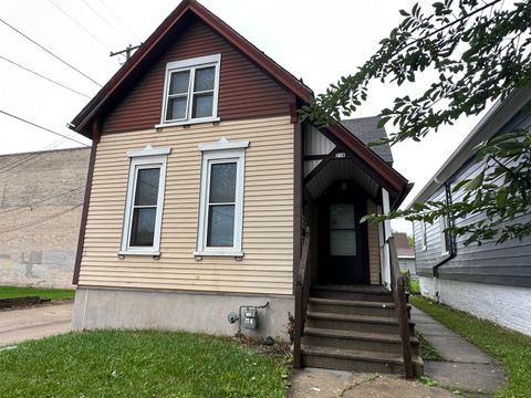 Photo of 216 W Center St, Milwaukee, WI 53212 (MLS # 1852362)