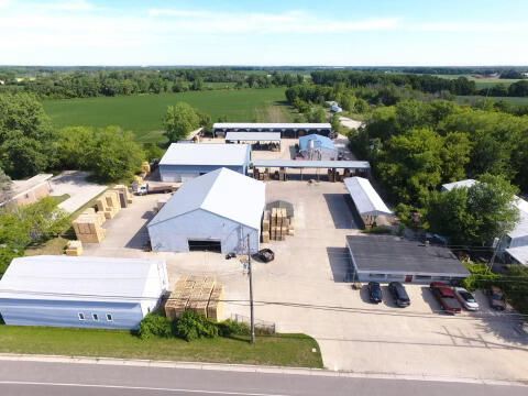 Photo of 11504 6 Mile Rd, Caledonia, WI 53108 (MLS # 1778626)