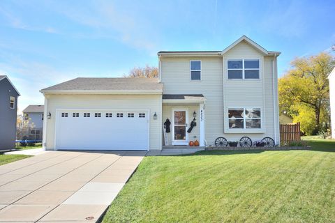 4333 S 51st St, Greenfield, WI 53220 - #: 1896826