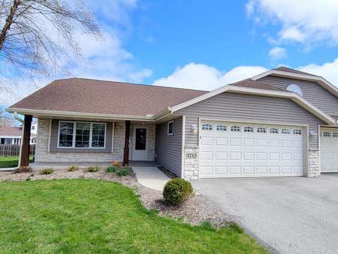 Photo of 3212 Sanctuary Dr, South Milwaukee, WI 53172 (MLS # 1872567)