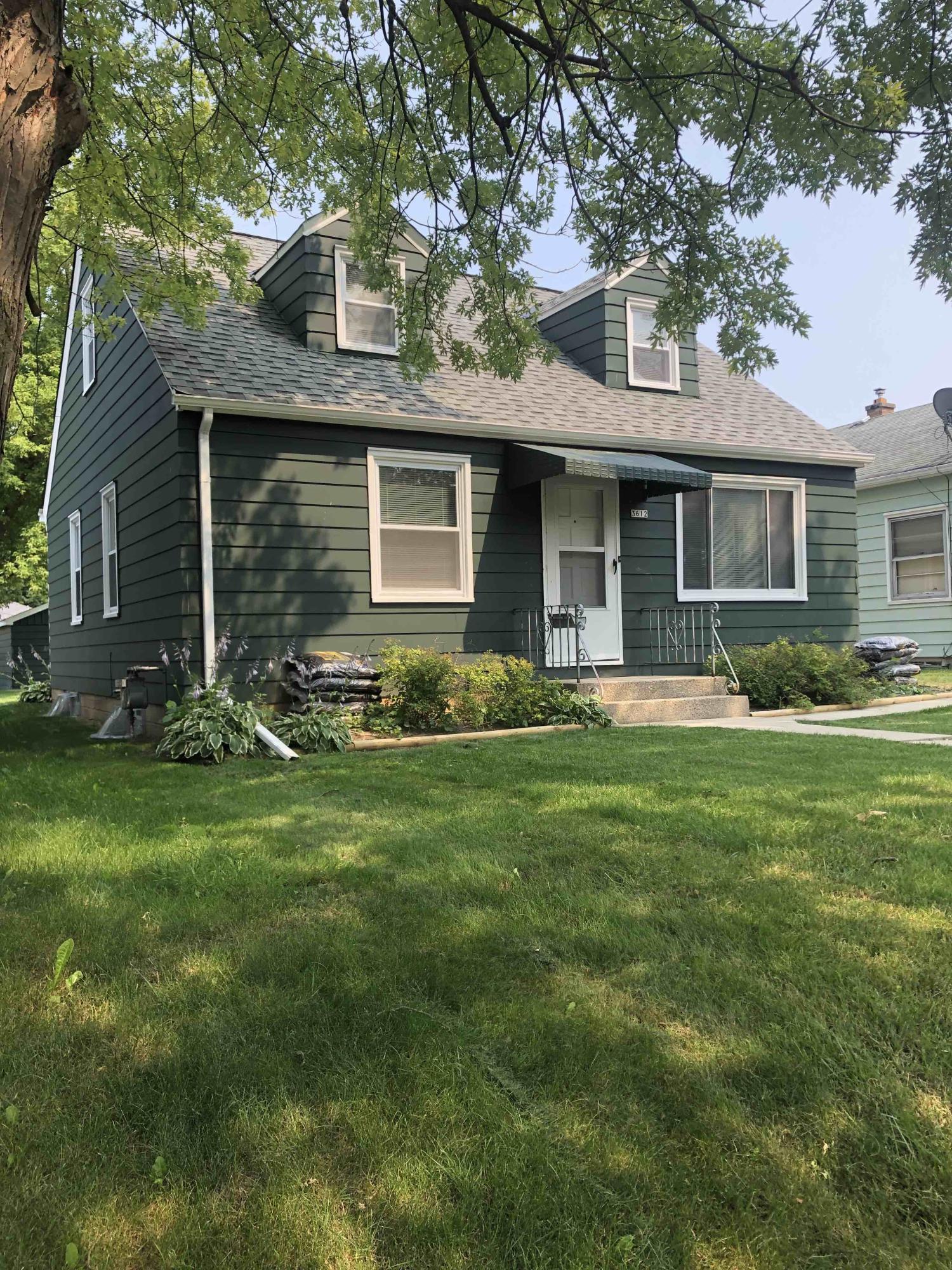 Photo 1 of 13 — 3612 N 81st St, Milwaukee, WI 53222