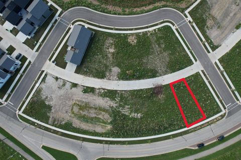 Photo of 9455 E Lake Vista Pkwy, Oak Creek, WI 53154 (MLS # 1893097)