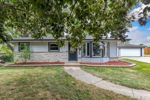 Photo of 5303 W Hemlock Rd, Milwaukee, WI 53223 (MLS # 1811927)