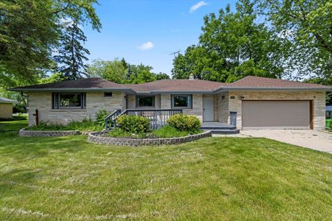 475 N Park Blvd, Brookfield, WI 53005 - #: 1888264