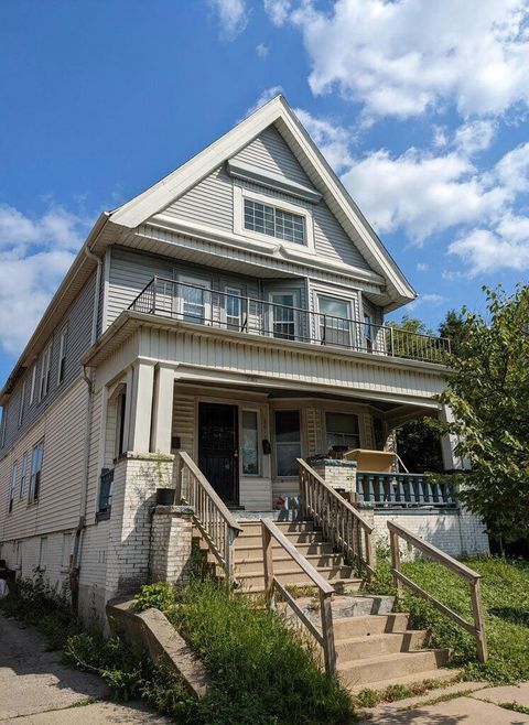 Photo of 3012 N 2nd St, Milwaukee, WI 53212 (MLS # 1832911)