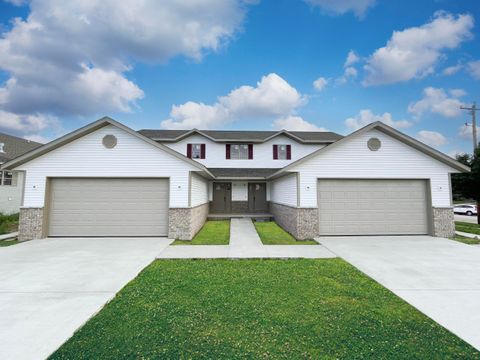 Photo of 1303 Legion Cir, West Bend, WI 53090 (MLS # 1784240)