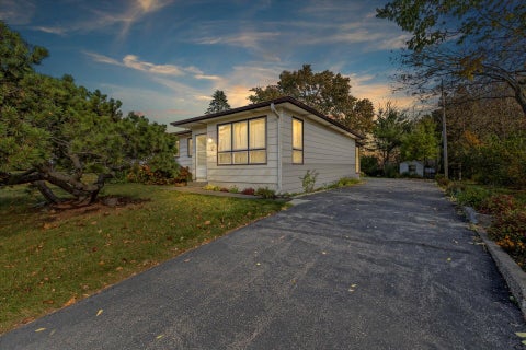 Photo of 311 15th Ave, South Milwaukee, WI 53172 (MLS # 1856512)