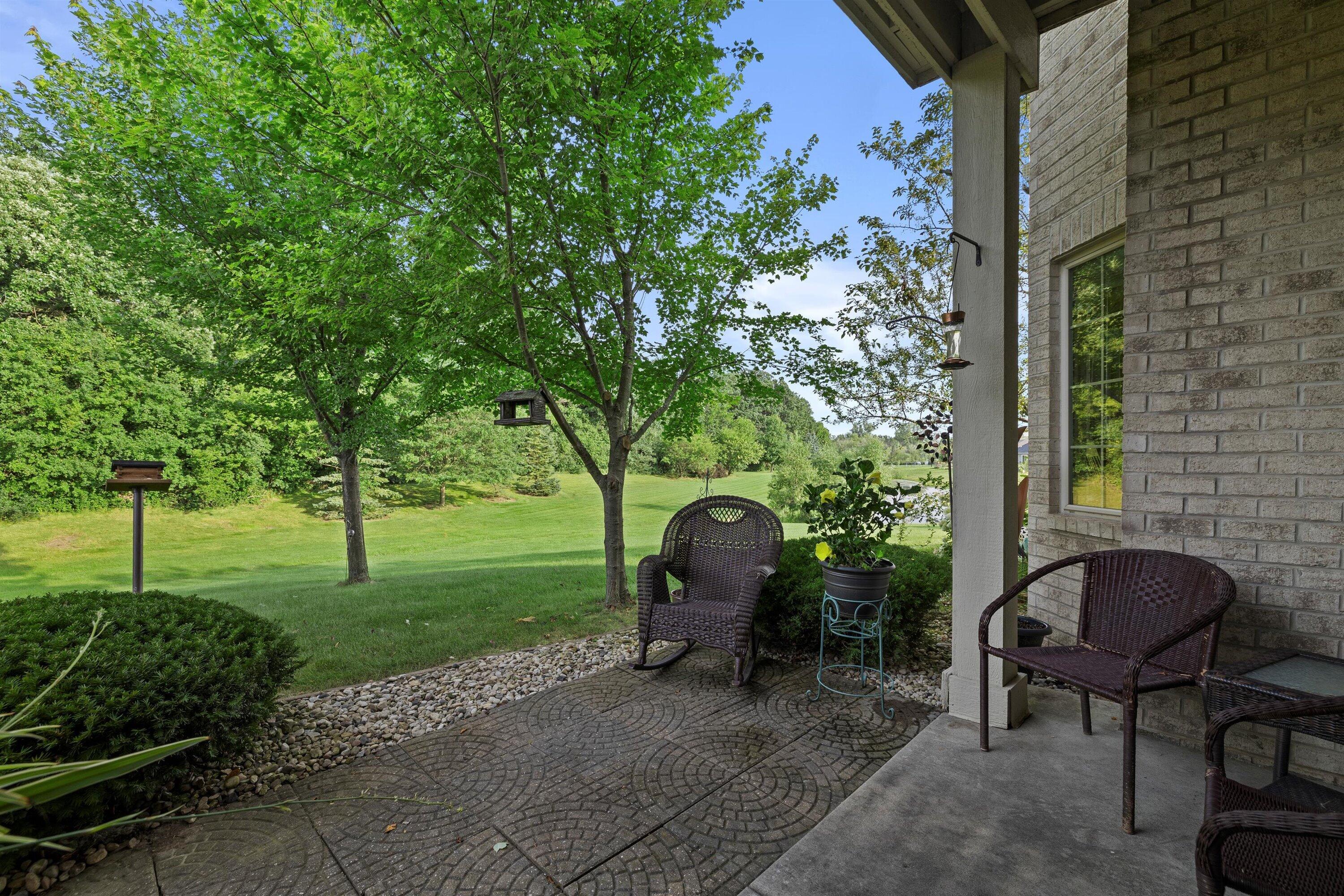 Pleasant Prairie, Wisconsin 53158, United States, 2 Bedrooms Bedrooms, ,3 BathroomsBathrooms,Residential,Active,48736