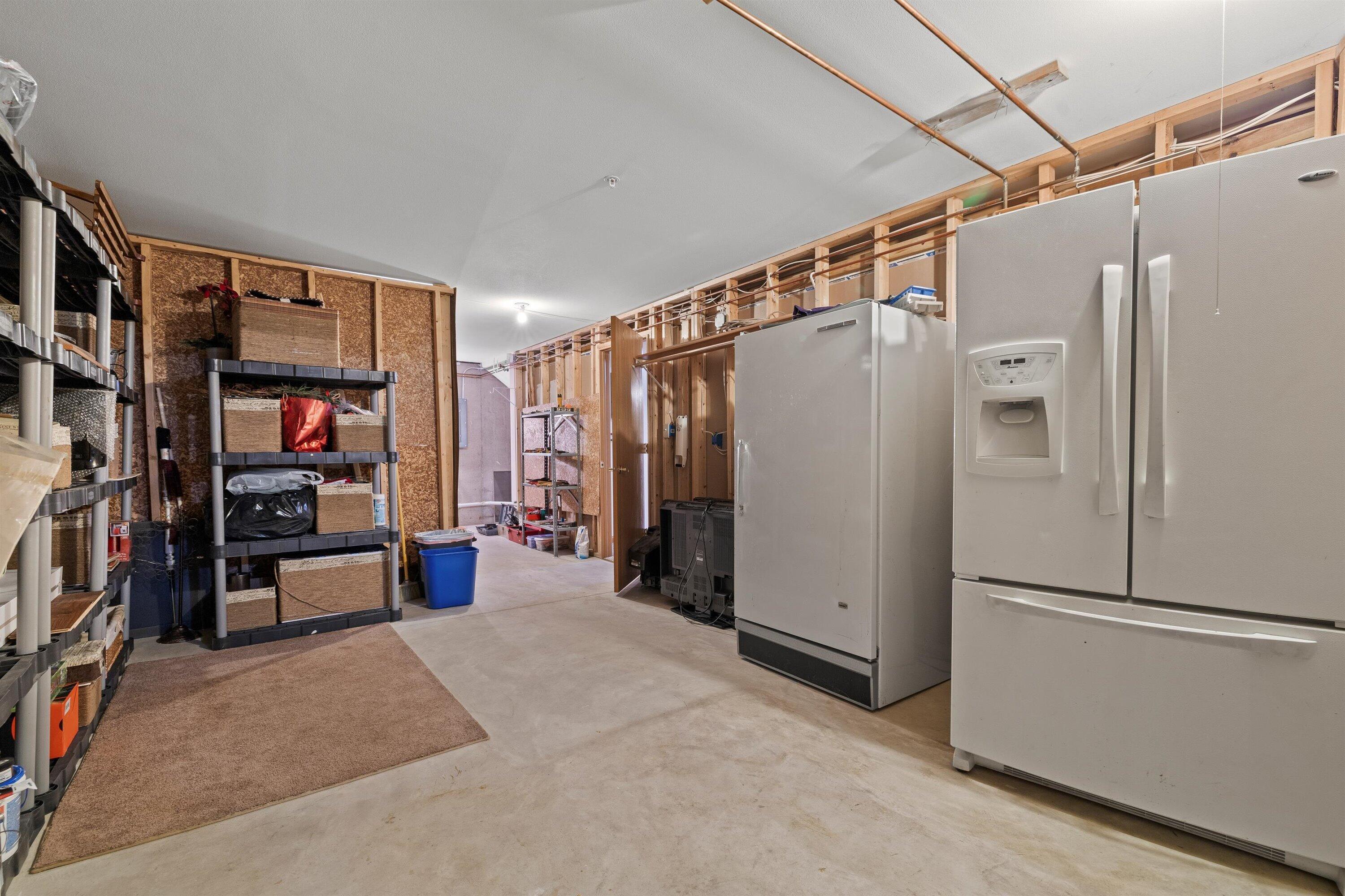 Pleasant Prairie, Wisconsin 53158, United States, 2 Bedrooms Bedrooms, ,3 BathroomsBathrooms,Residential,Active,48736