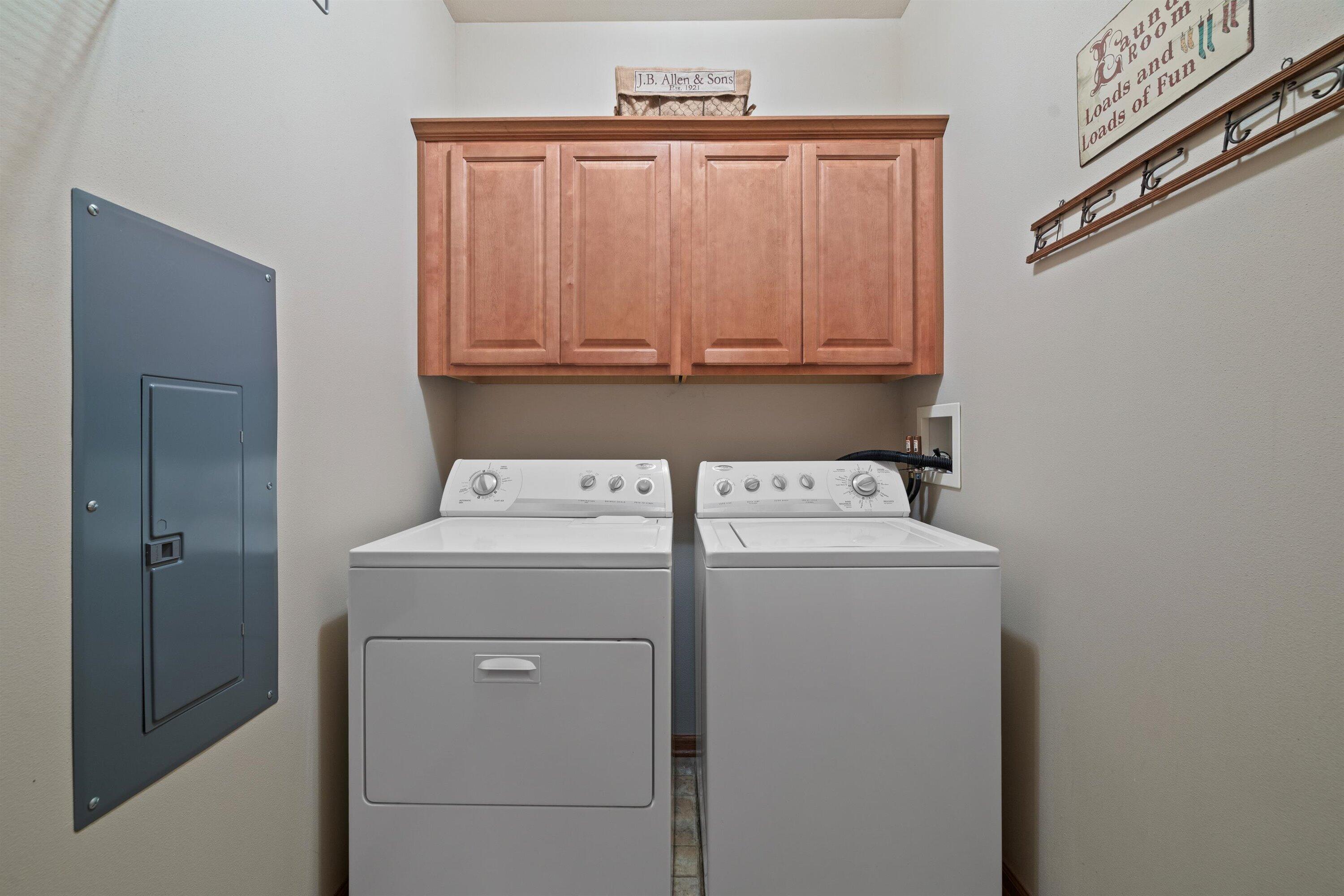 Pleasant Prairie, Wisconsin 53158, United States, 2 Bedrooms Bedrooms, ,3 BathroomsBathrooms,Residential,Active,48736