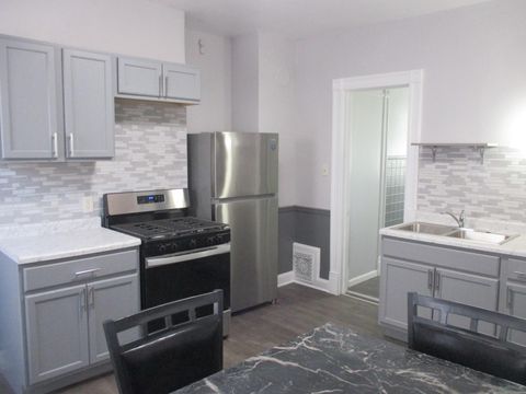 Photo of 214 E Clarke St, Milwaukee, WI 53212 (MLS # 1896654)