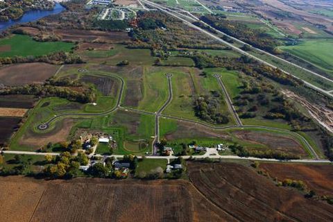 Photo of Lt27 Leasure Ct, East Troy, WI 53120 (MLS # 1508344)